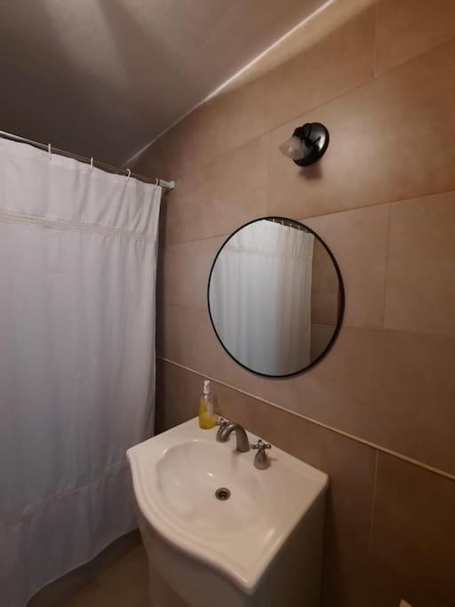 Departamento A Pasos Del Centro, Barrio Norte, 4 Personas