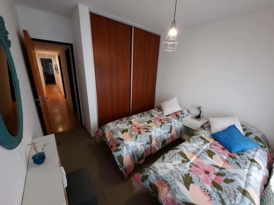 Departamento A Pasos Del Centro, Barrio Norte, 4 Personas * La Plata